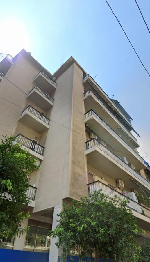 Romantic Jacuzzi Apartment Atene Esterno foto